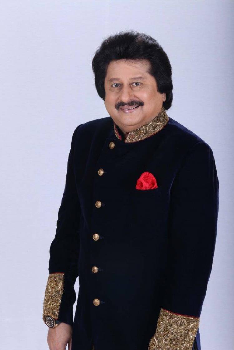 Gazal Maestro Pankaj Udhas live in concert Jazbaa in Delhi