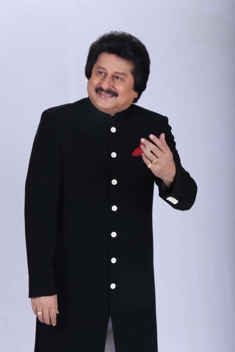 Gazal Maestro Pankaj Udhas live in concert Jazbaa in Delhi