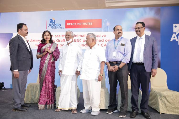 சென்னை அப்போலோ மருத்துவமனை, 93 வயதான நோயாளிக்கு  , ரோபோட்டிக் உதவியுடன் இதய அறுவை மேற்கொண்டுள்ளது!!