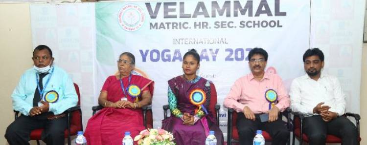 முகப்பேர் வேலம்மாள் பள்ளி வியப்பூட்டும் வகையில் கொண்டாடிய சர்வதேச யோகா தினம் !