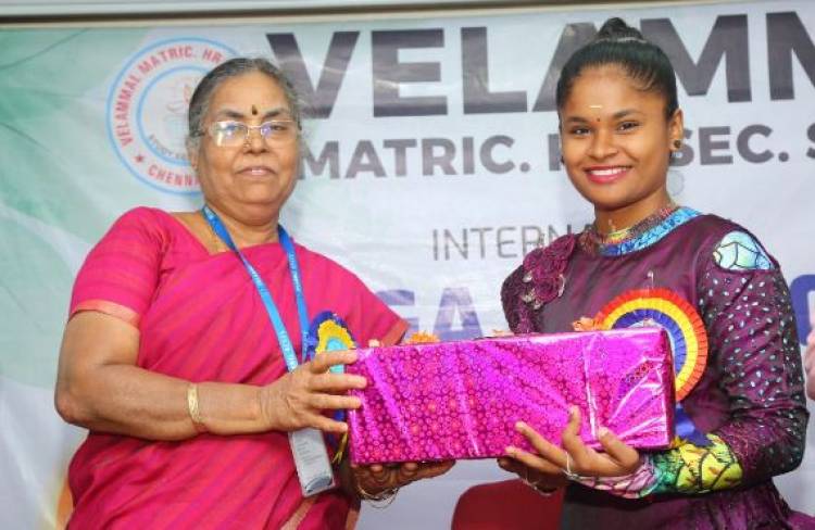 முகப்பேர் வேலம்மாள் பள்ளி வியப்பூட்டும் வகையில் கொண்டாடிய சர்வதேச யோகா தினம் !