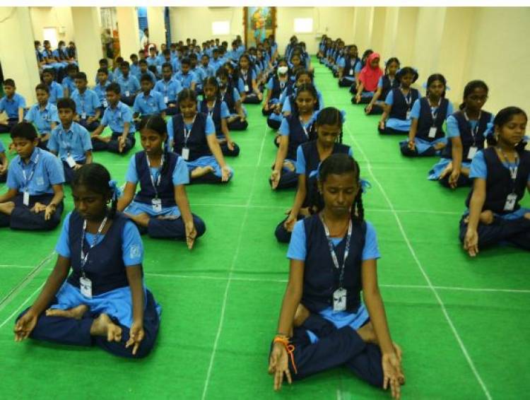 முகப்பேர் வேலம்மாள் பள்ளி வியப்பூட்டும் வகையில் கொண்டாடிய சர்வதேச யோகா தினம் !