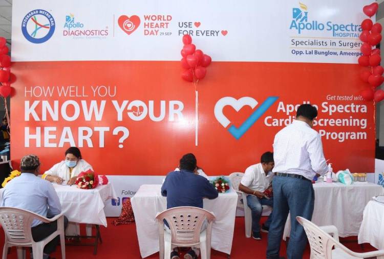 Apollo Hospitals & HMR, conduct Free Cardiac Screening to commemorate the World Heart Day at Ameerpet Metro Station!