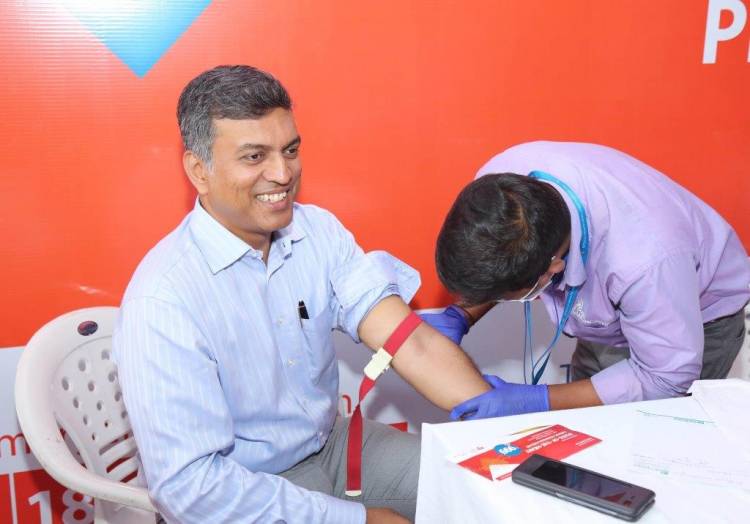 Apollo Hospitals & HMR, conduct Free Cardiac Screening to commemorate the World Heart Day at Ameerpet Metro Station!