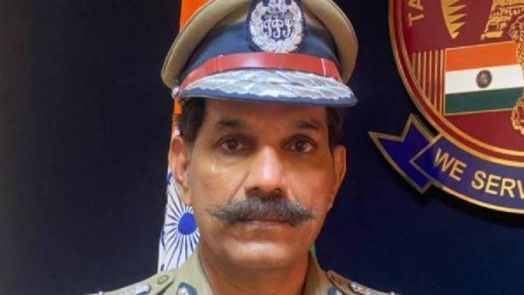 ஹெல்மெட் அணியாமல் பைக்கில் செல்லும் போலீசார் மீது கடும் நடவடிக்கை எடுக்கப்படும்: டிஜிபி எச்சரிக்கை