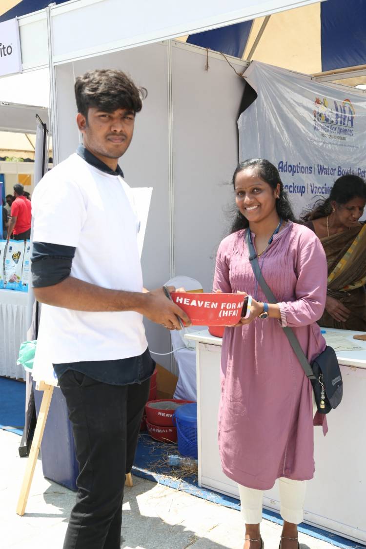 HEAVEN FOR ANIMALS CONDUCTS A MEGA VACCINATION DRIVE FOR  1100 STRAY DOGS IN CHENNAI