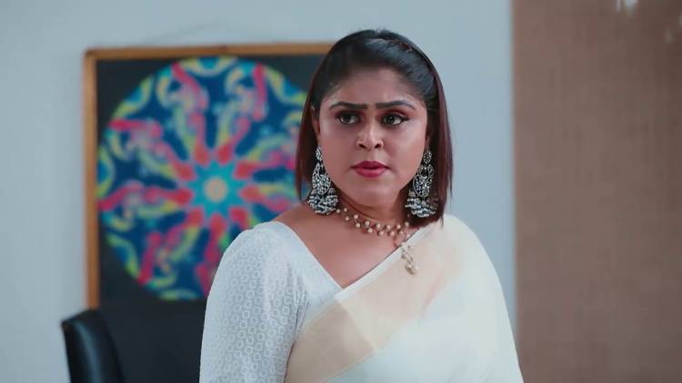 "பொன்னி C/O ராணி"  வேலுச்சாமியை மிரட்டும் பூஜா..!  சூர்யாவை ஏற்றுக்கொள்வாரா ராஜாராம்..?