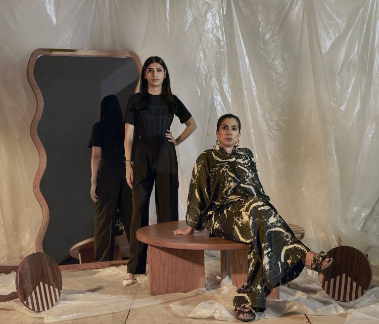 Studio Neon Attic Presents "Modernism Plus: Art, Design & Beyond" Show, Unveiling a Fusion of Creativity and Innovation