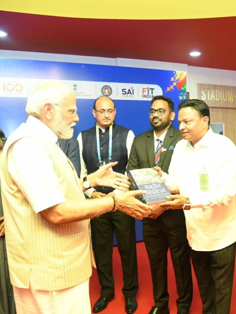 கேலோ இந்தியா நிகழ்ச்சியின் துவக்க விழாவிற்காக சென்னைக்கு வருகை தந்த மாண்புமிகு பாரதப் பிரதமர் திரு. நரேந்திர மோடி அவர்களைச் சந்தித்ததில் மிக்க மகிழ்ச்சி அடைகிறேன்.