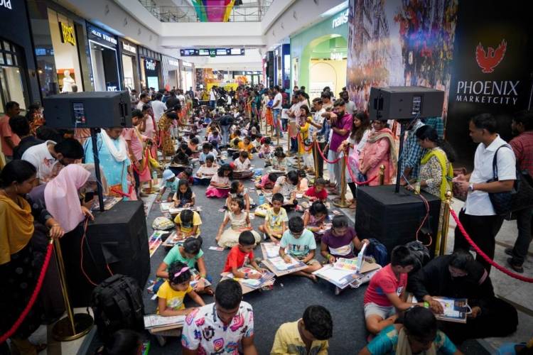 800+ kids participated in a drawing competition at Phoenix MarketCity