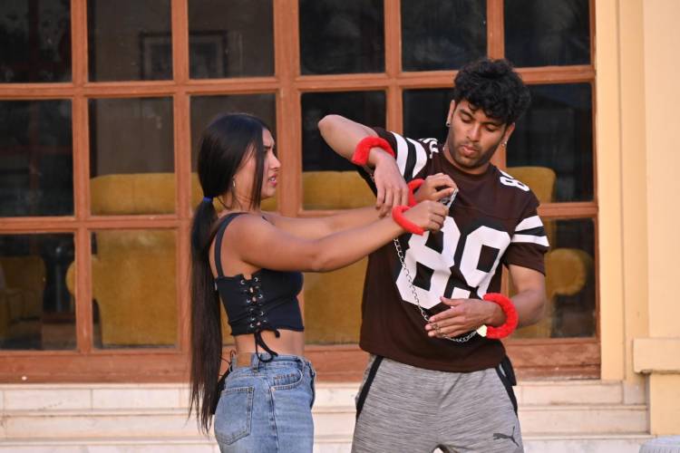 Be it advice or sternness, Queen of Hearts, Sunny Leone is there for the Splitsvillains in the latest episodes of MTV Splitsvilla X5: ExSqueeze Me Please!