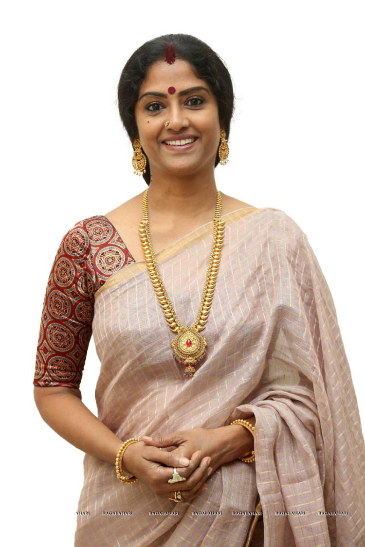 “அவள் அப்படித்தான்”