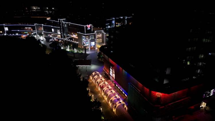 Phoenix Marketcity and Palladium wears sparkling look for Diwali