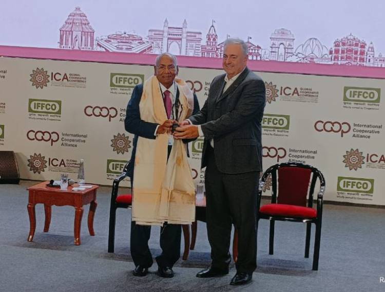 Rochdale Pioneers Award of The International Cooperative Alliance (ICA) bestowed to Dr. U.S. Awasthi, MD, IFFCO