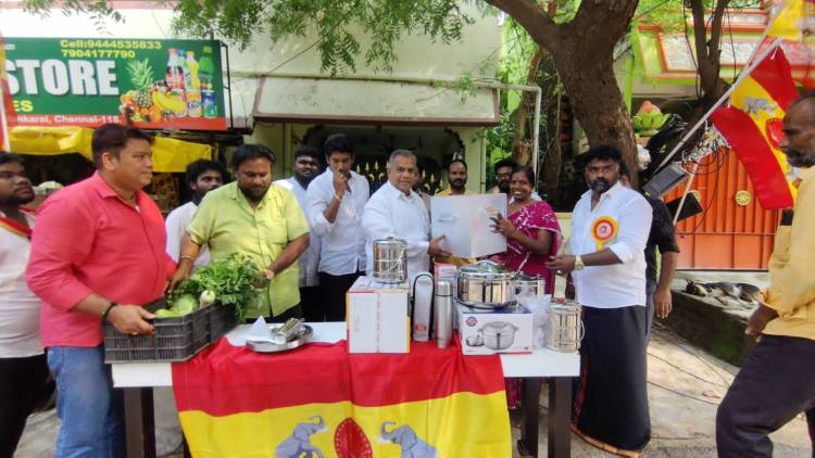 தமிழக வெற்றிக் கழகத்தின் தலைவர் தளபதி அவர்களின் அறிவுறுத்தலின்படி, சென்னை புறநகர் மாவட்ட தமிழக வெற்றிக் கழகம் சார்பாக,