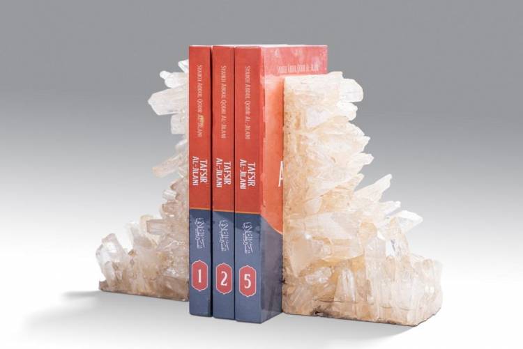 Elevate Your Home for the New Year with Rare Lily’s Exquisite Décor