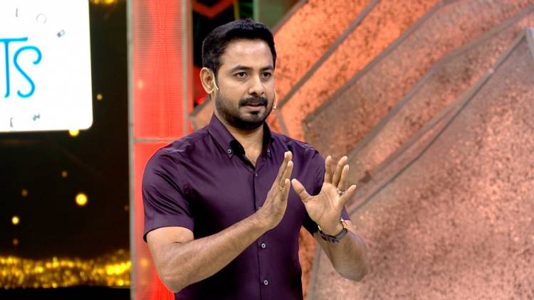 கலைஞர் டிவியில் காலை 10 மணிக்கு நடிகர் ஆரி தொகுத்து வழங்கும் "வா தமிழா வா"