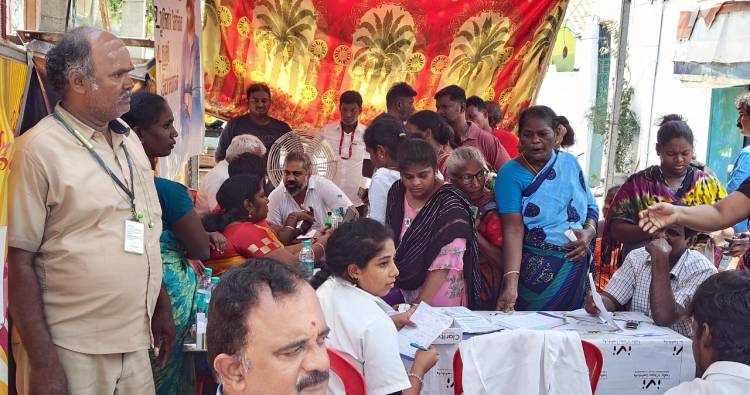 மக்கள் நீதி மய்யம் சார்பில் சென்னை எழும்பூரில் இ-சேவைகள் மற்றும் இலவச கண் பரிசோதனை முகாம்!