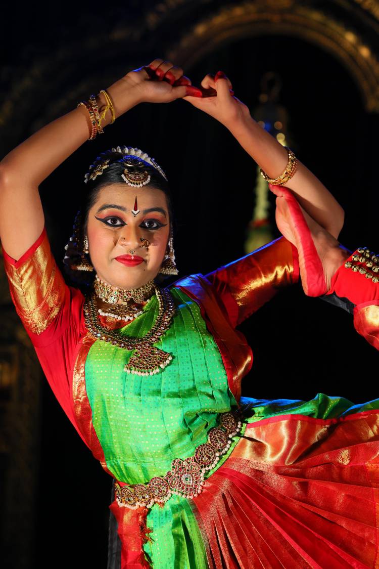 Kum. Niharika Jayakumar’s Bharatanatyam Arangetram, Guru Rachitam, held at Yuva Patha