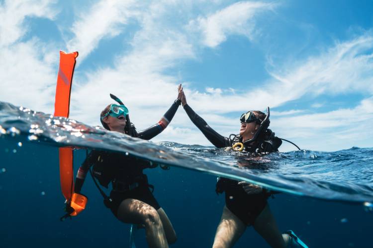 PADI’s ‘Dive Together’ Campaign Encourages Community-Led Growth in Recreational Diving