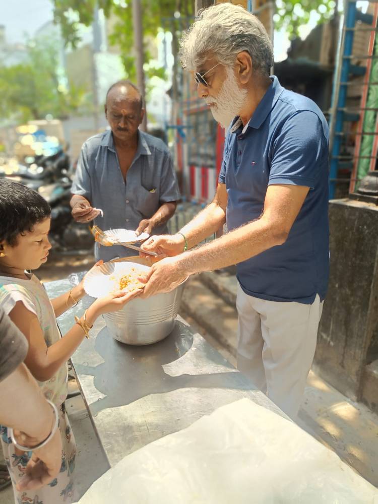 Ln Renu Kumar Distributes Veg Biryani to Needy People