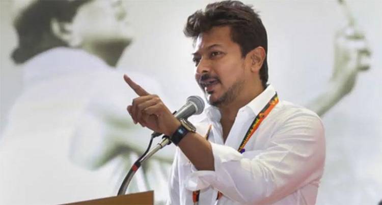 விவசாயிகளின் கோரிக்கைகளை நிறைவேற்றக் கோரி உதயநிதி ஸ்டாலின் தலைமையில் திமுக கண்டன ஆர்பாட்டம்!