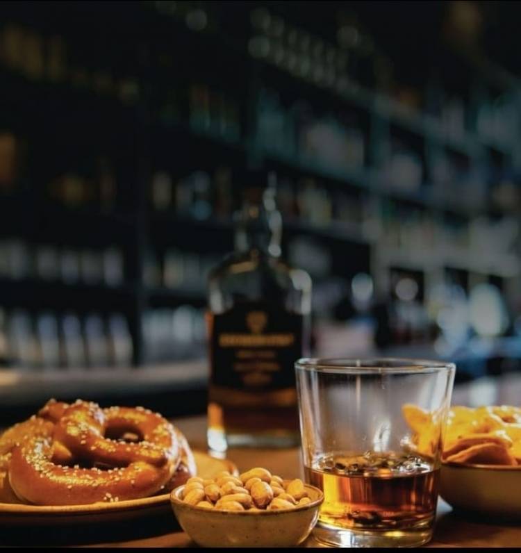Raise a Stein, Savor the Season: Vapor Brings Oktoberfest Revelry to Feathers Hotel